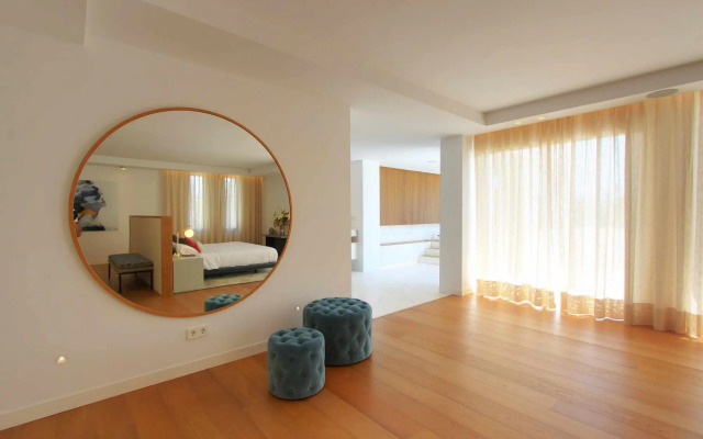 2244 - Modern Villa Puerto Banus