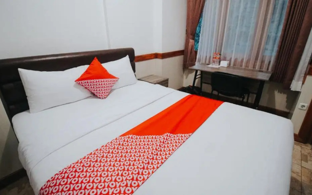 Tirtasari Nice Guesthouse
