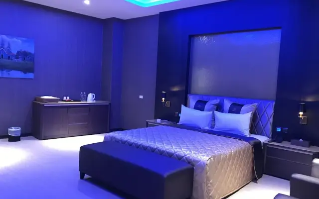 Yinxiang Xihu Motel