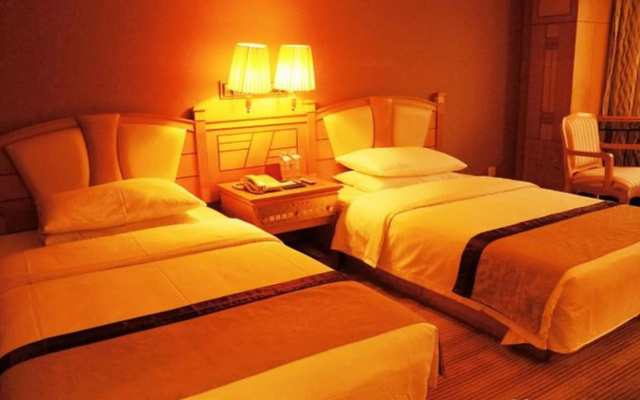 Liuzhou Grand Hotel