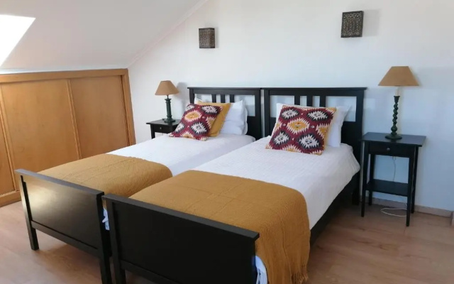Marchanta Riverside Hotel