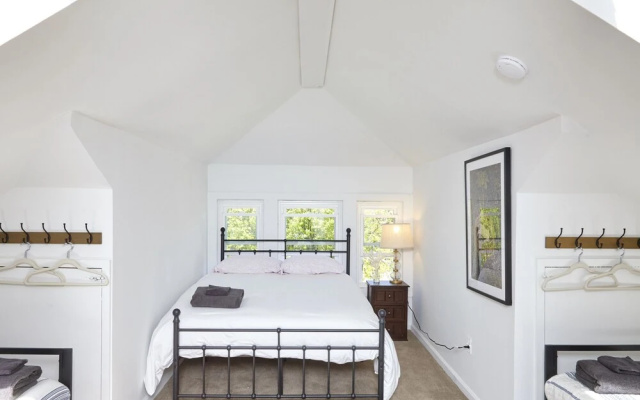 A+ Location! Beautiful Home in Prime Highlands!