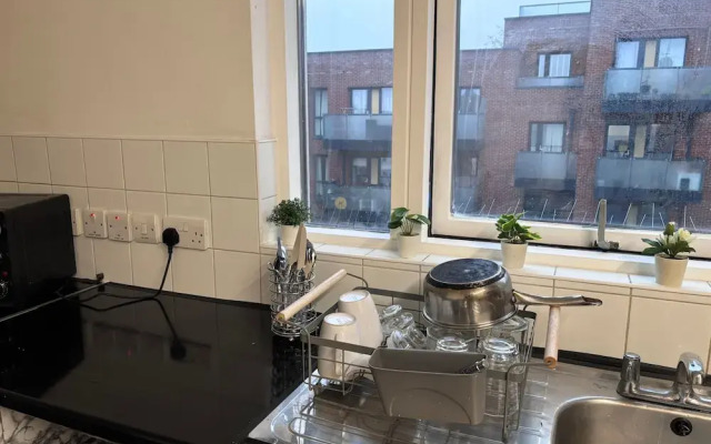 1br-sleeps4-35mintocentrallondon-40mintoheathrow