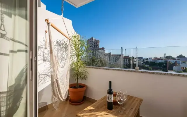 Montechoro Sea View 3 Bedroom Apartment