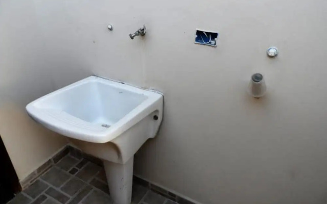 P003 Casa c 3 Dorm. Apenas 150m da Praia