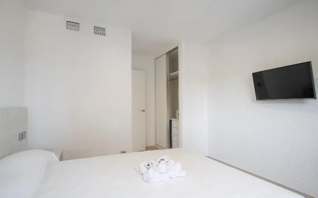 Levante Lux
