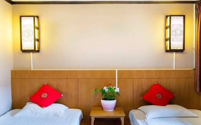 Yi Tu Stage Inn
