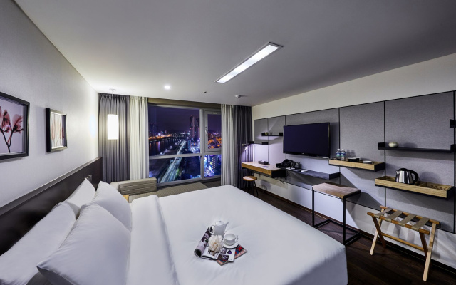 Hotel Riverside