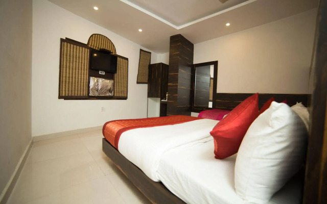 Hotel Blessings