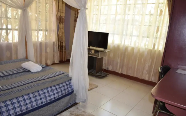 Yaris Guest House M&M