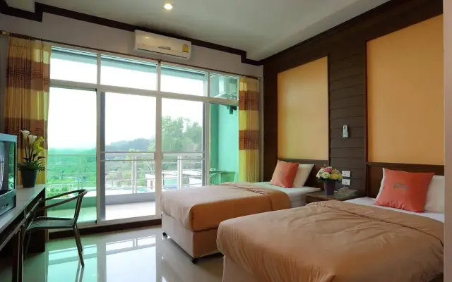 Breeze Hill Khao Kho