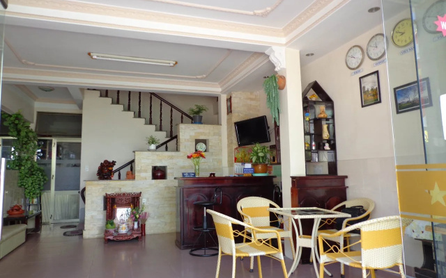 Phuong Tung Guesthouse