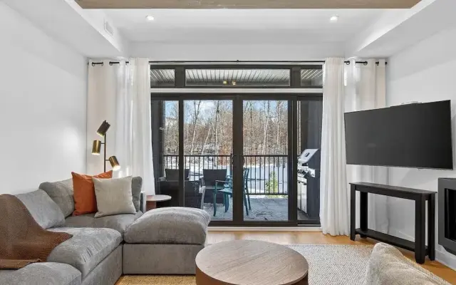 104 Verbier Building 12
