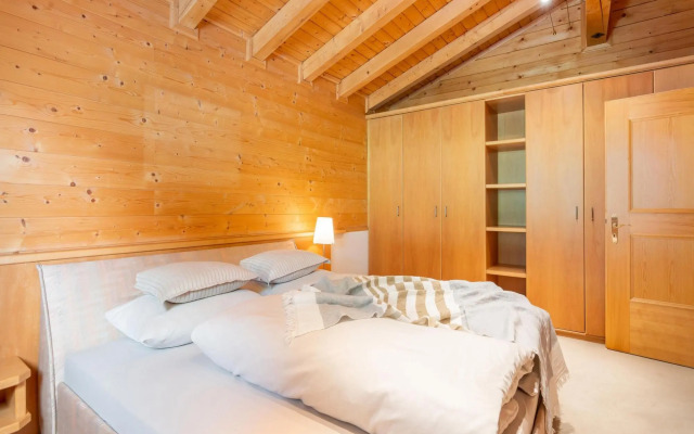Charming Holiday Home in Maurach am Achensee