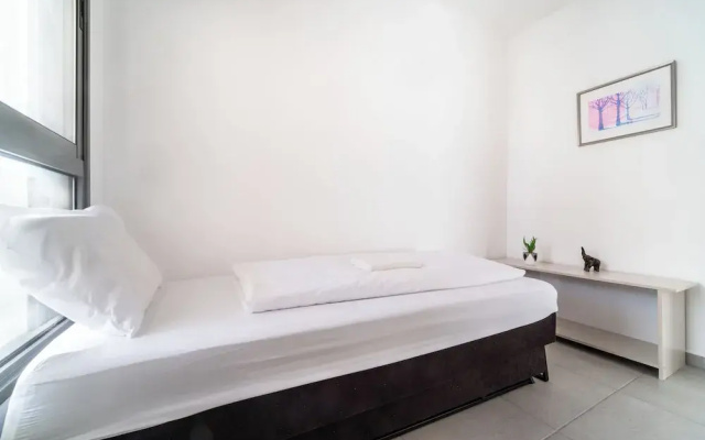 Beach Haven 3BR Apt by Sea N' Rent
