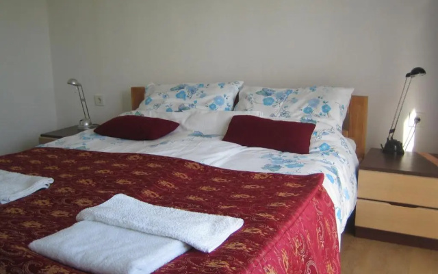 L&L Apartments