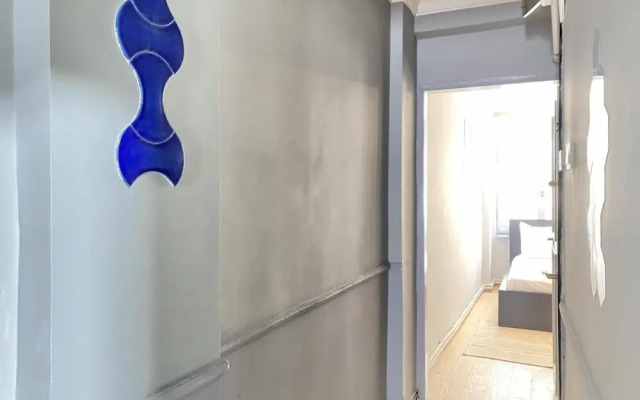Charming Flat With Balcony in Sinanpasa Besiktas