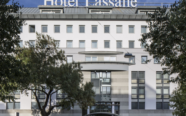 Austria Trend Hotel Lassalle Wien вид на фасад