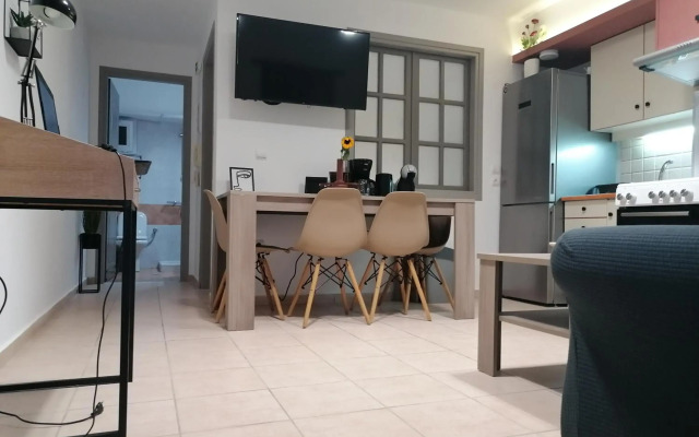 petite nafplio sofos apartment