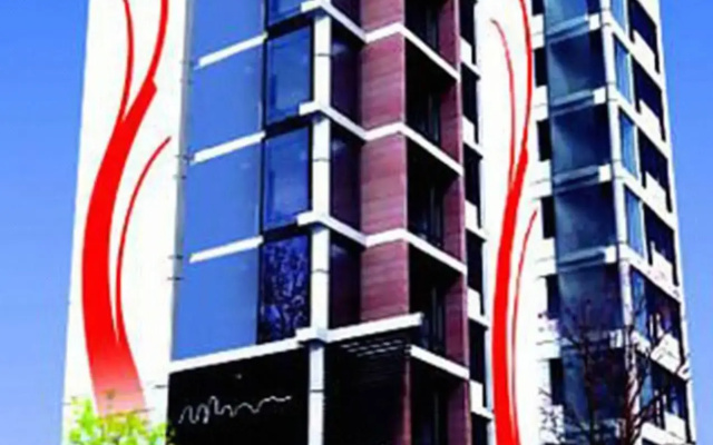 Innotel Luxury Business Hotel
