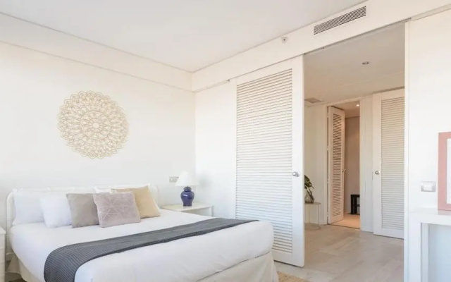 Charming Eurobuilding 2 Luxury