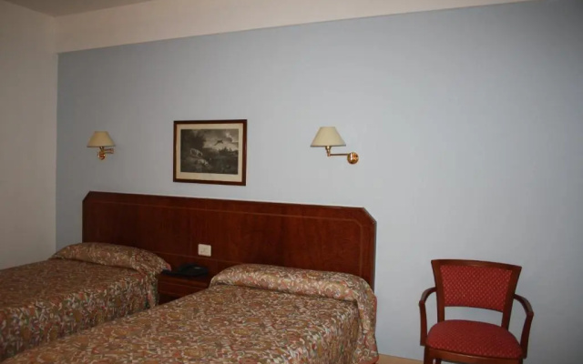 Hotel Unzaga Plaza