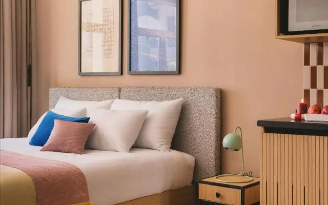 Saint J Hotel By Brassbell