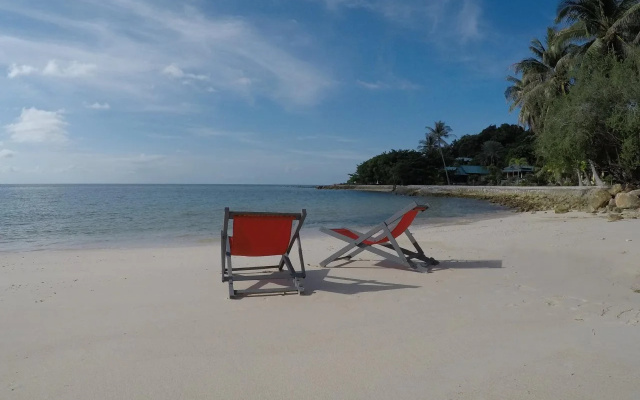 Dolphin Bay Beach Resort