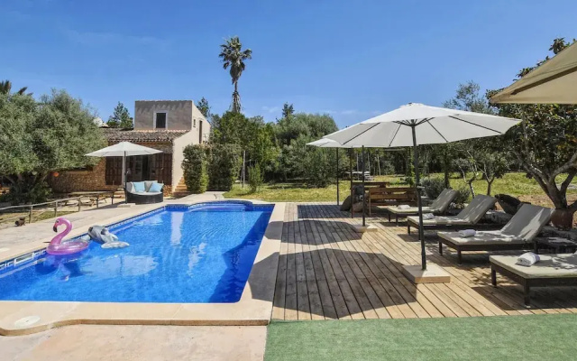 Nice Holiday Home With Private Pool