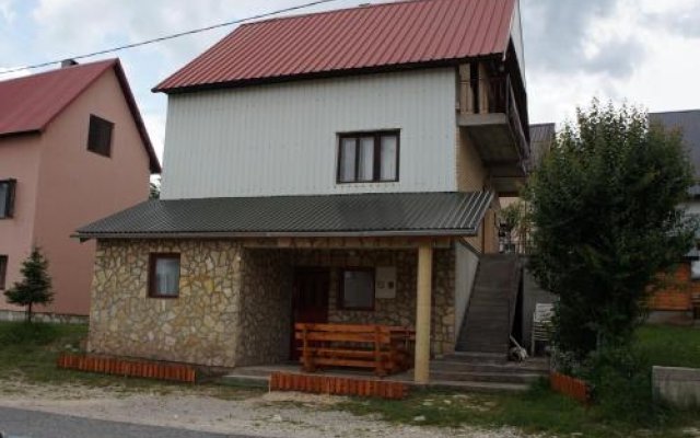 Apartments & Rooms Vitko in Zabljak, Montenegro from 74$, photos, reviews - zenhotels.com hotel front