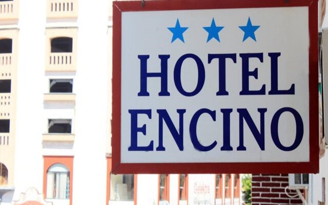 Hotel Encino вид на фасад