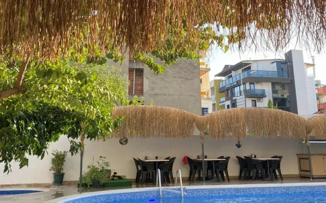 Tropicana Hotel