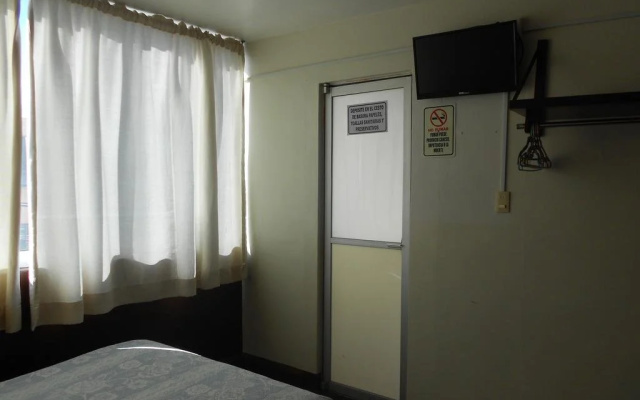 Hotel Regis