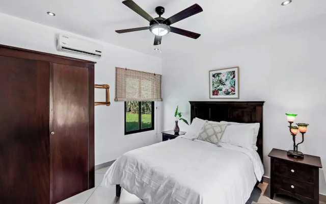 Stylish Home with Chic Decor, Luxury Amenities & Tropical Outdoor Oasis with Sparkling Private Pool