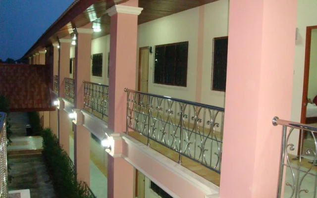 Suphattra Apartment