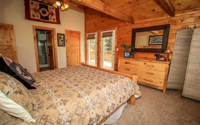 Arktos Jewel-589 by Big Bear Vacations