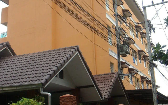 Suksan Resort Pattaya
