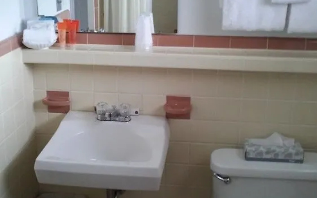 Exit 41Travel Inn