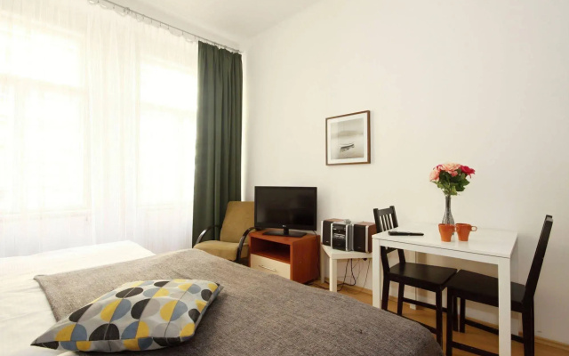 Theatre Apartments