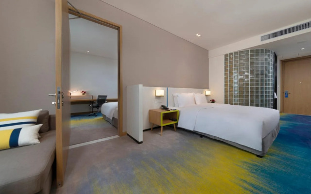 Holiday Inn Express Shenzhen Songgang