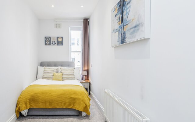 Отель 2-bedroom Portobello/Notting Hill apartment Великобритания, Лондон - отзывы, цены и фото номеров - забронировать отель 2-bedroom Portobello/Notting Hill apartment онлайн комната для гостей