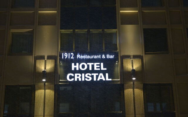 Отель Cristal München Германия, Мюнхен - 9 отзывов об отеле, цены и фото номеров - забронировать отель Cristal München онлайн вид на фасад