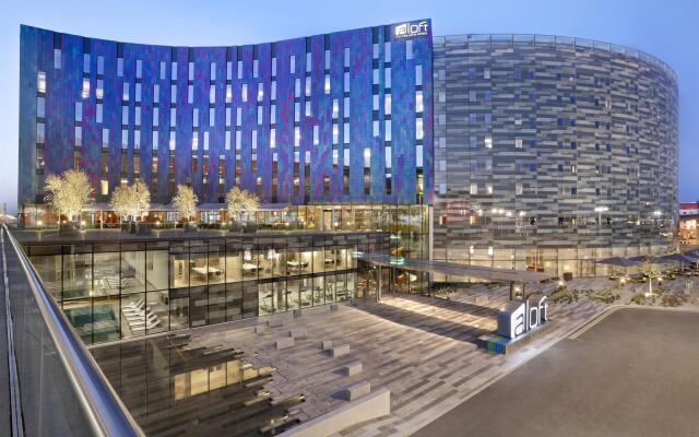 Отель Aloft London Excel Великобритания, Лондон - отзывы, цены и фото номеров - забронировать отель Aloft London Excel онлайн вид на фасад
