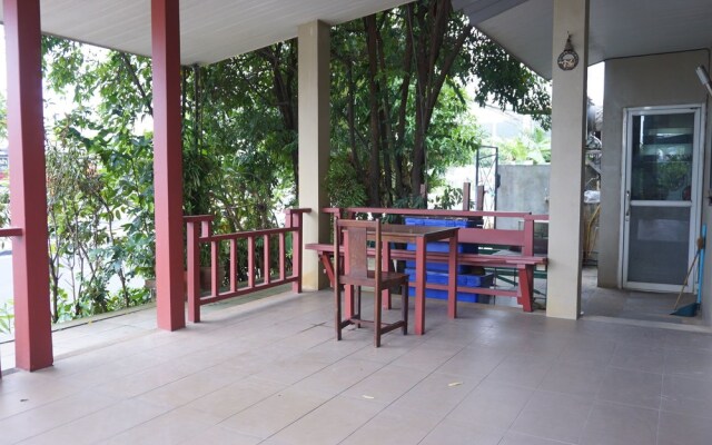 Отель Phuket House вид на фасад