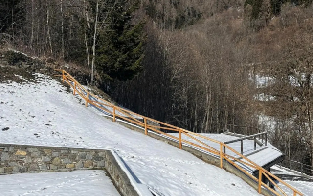 Sunshine in Vione With 2 Bedrooms and 1 Bathrooms
