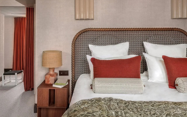 Hotel Suzie Blue
