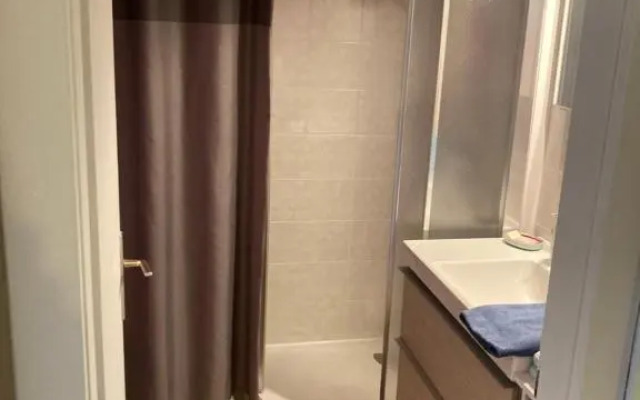 Vaste appartement douillet au cœur de la ville du cristal