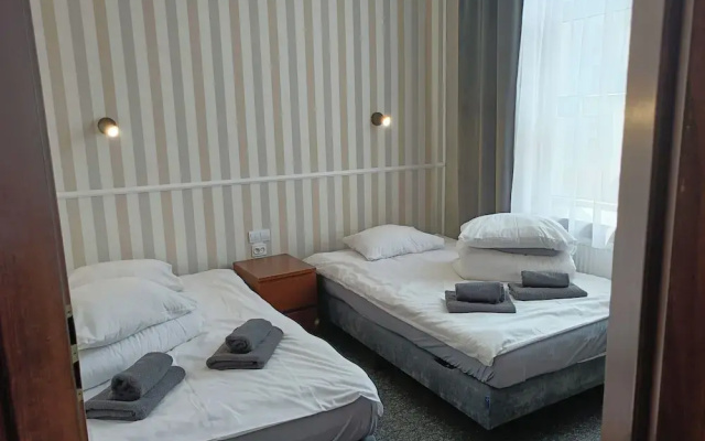 Adler Bed & Breakfast