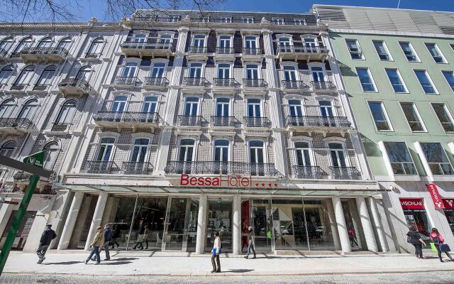 Отель BessaHotel Liberdade вид на фасад