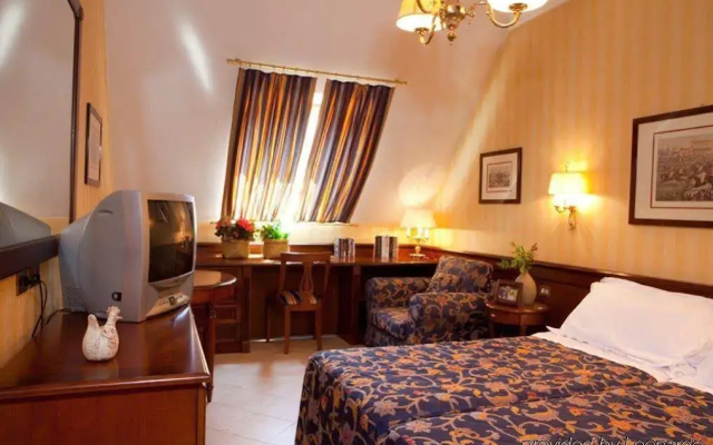 Atahotel De Angeli